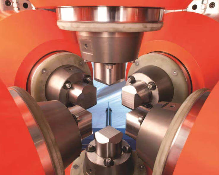 微米级感知守护“钻石”超硬品质：高精度拉绳位移传感器在六面顶压机的实战应用